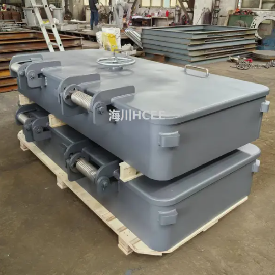 Escotilla de acción rápida versus escotilla de pernos múltiples: ¿cuál debería elegir?